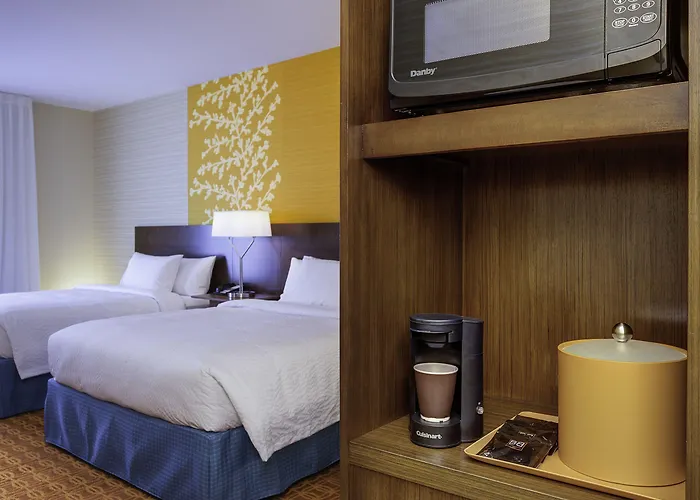 Hotel Fairfield & By Marriott Phoenix Tempe/airport 3*