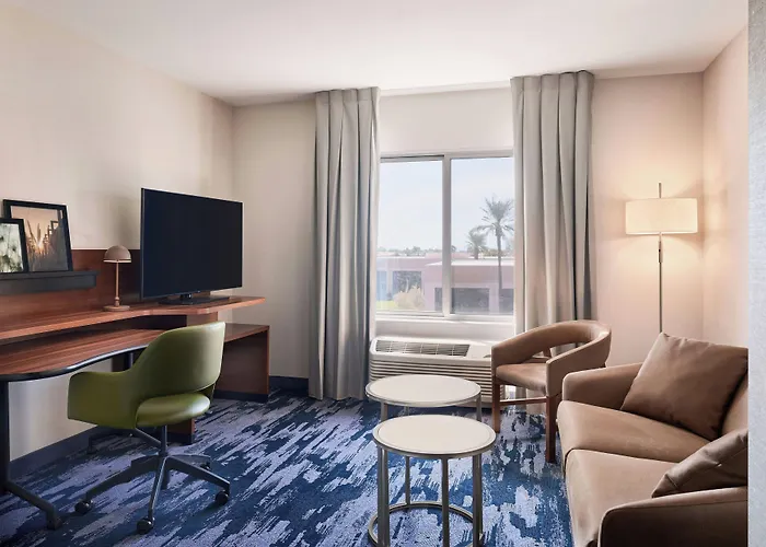 Fairfield & By Marriott Phoenix Tempe/airport Hotel 3*